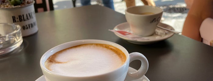 Cafe Perbacco is one of Lugares favoritos de Ico.