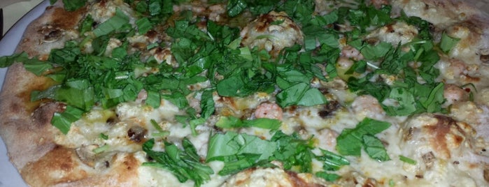 Pizzeria La Greppia is one of Done !.