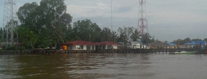 Muara Pegah Pilot Station (Kepanduan) is one of Mahakam.