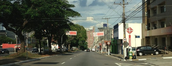 Avenida Jundiaí is one of Lugares favoritos de Well.