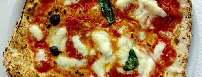 NAP Neapolitan Authentic Pizza is one of Lugares favoritos de Rafael.