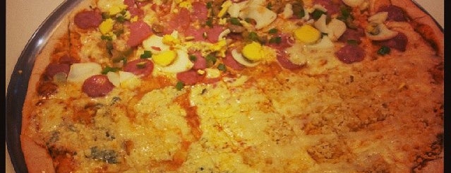 Mister Pizza is one of Locais salvos de Joaobatista.