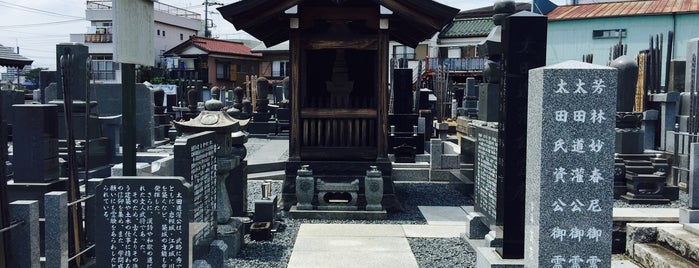 芳林妙春尼御霊廟 is one of 埼玉県_さいたま市.
