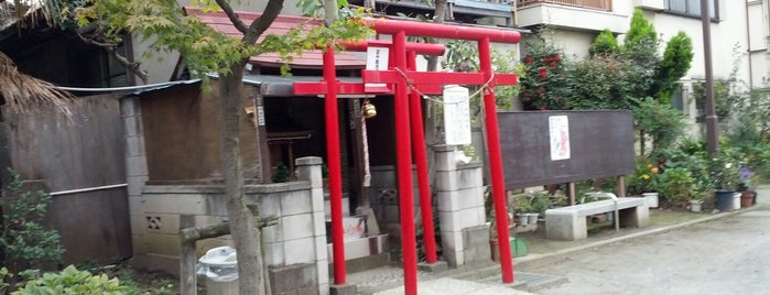 草分稲荷大明神 is one of 神社_東京都.