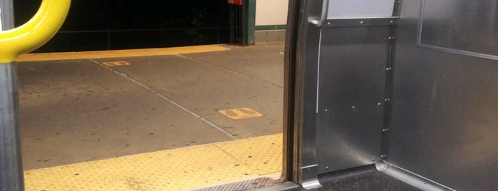 MTA Subway - Norwood Ave (J/Z) is one of NYC Subways J/Z, 7, L, G, S.