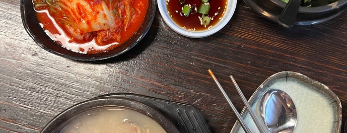 Traditional Korean Beef Soup 전통설렁탕 is one of B-Town and Down.