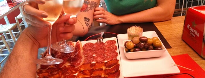 Jamón Experience is one of Barcelona.