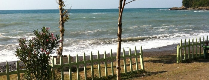 Köseağzı Plajı is one of สถานที่ที่ gzd ถูกใจ.