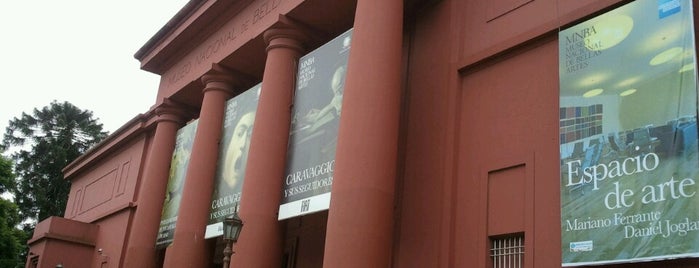 Museo Nacional de Bellas Artes is one of circuito.