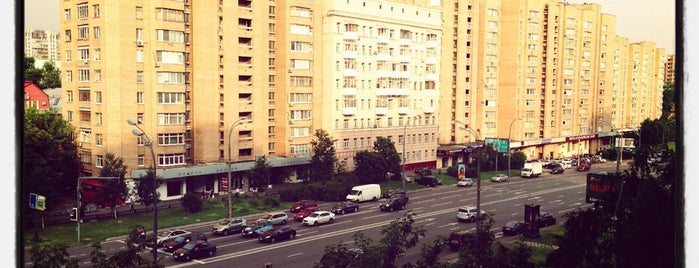 Улица Большие Каменщики is one of Lugares favoritos de S👄.