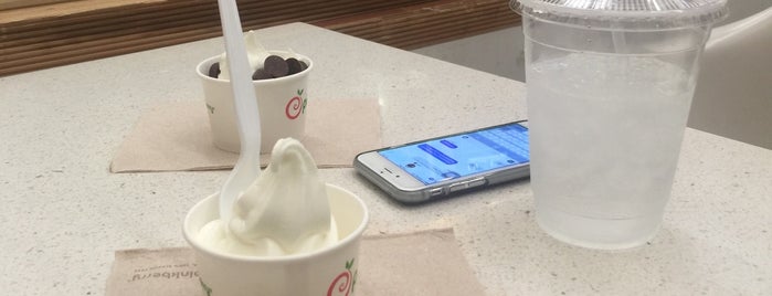 Pinkberry is one of Rachel’s Liked Places.