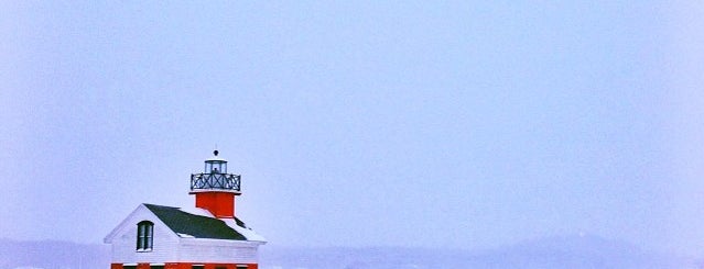 Saugatuck / Lake Kalamazoo Lighthouse is one of Ray 님이 좋아한 장소.