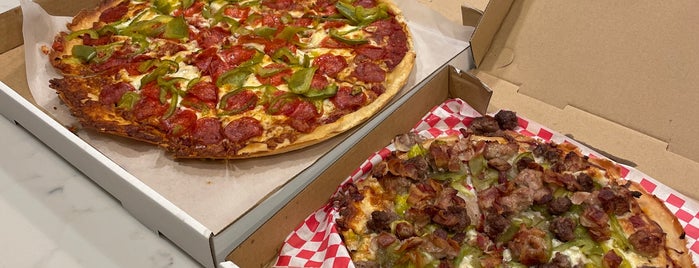 The Cloverleaf Pizza is one of Food we should try.