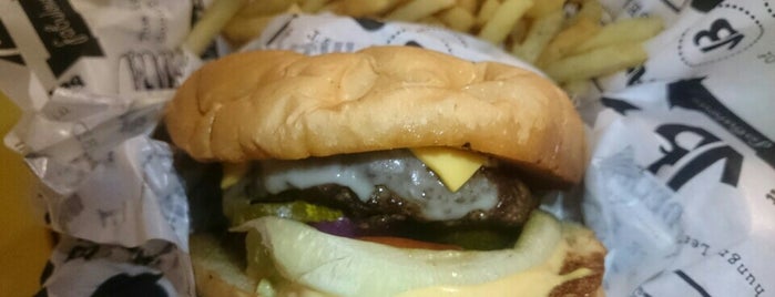 V Burger is one of Amman Top Burgers.