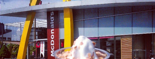 McDonald's is one of Lugares favoritos de Angel.