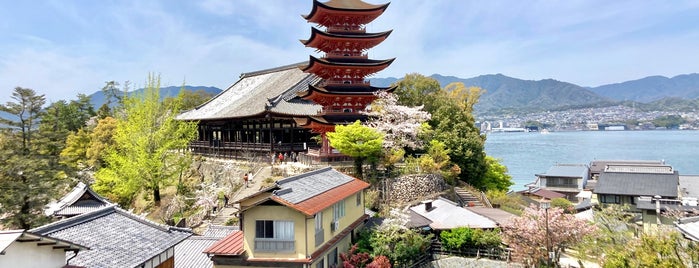 豊国神社 (千畳閣) is one of 日本国.