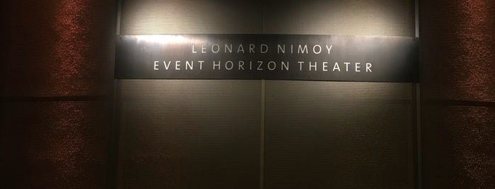 Leonard Nimoy Event Horizon Theater is one of George'nin Beğendiği Mekanlar.