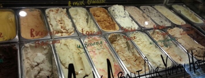 Bi-Rite Creamery is one of Chris' SF Bay Area To-Dine List.