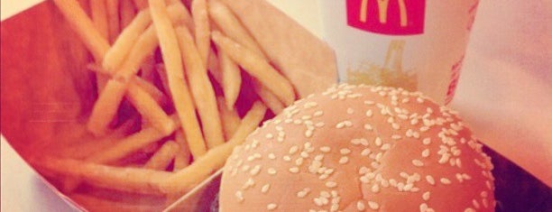 McDonald's is one of Posti che sono piaciuti a Nathy.