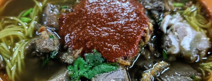 Gerai Sup Meletup is one of MALAY FOOD TO TRY.