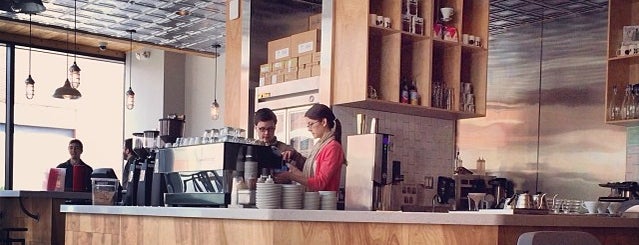Octane Coffee is one of Lugares favoritos de Erin.