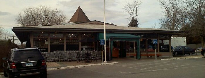 Balducci's is one of สถานที่ที่ Pame ถูกใจ.