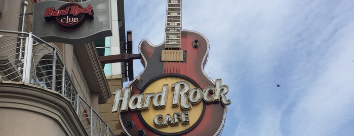 Hard Rock Cafe Niagara Falls Canada is one of Hard Rock Cafe - USA/Canada.