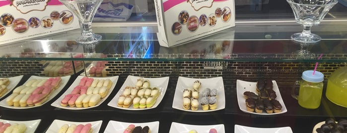 Profiterolcü Hatay is one of Eating Out In Izmir.