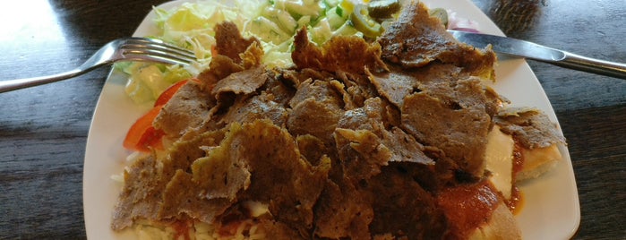 Uskudar Kebab is one of Еда Саволини.