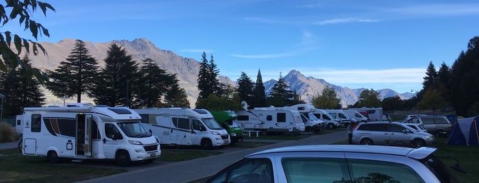Queenstown Lakeview Holiday Park is one of New Zealand Favorites.