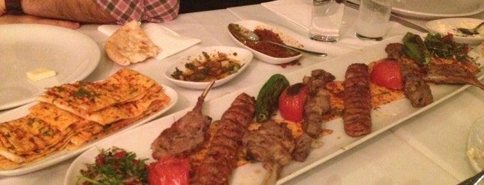 Antakya Restaurant is one of สถานที่ที่ Oğuz ถูกใจ.