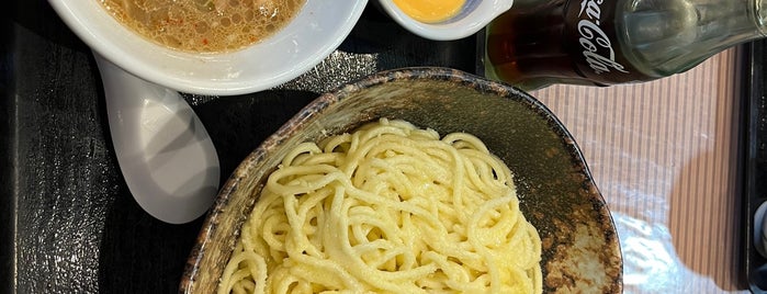 三ツ矢堂製麺 is one of 美味しいお店.