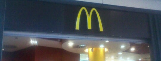 McDonald's is one of Tempat yang Disimpan Fj.