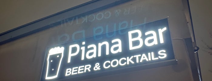 Piana Bar is one of Warszawa.