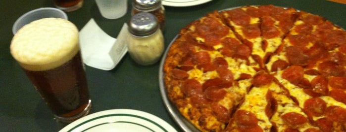 Round Table Pizza is one of University City & La Jolla.