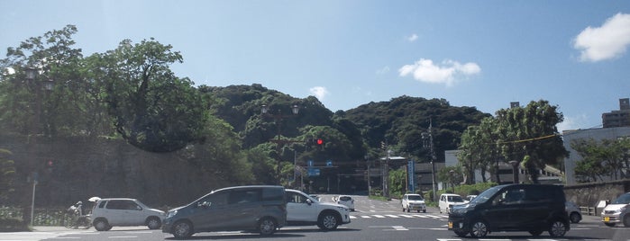 城山入口交差点 is one of 交差点 (Intersection) 15.
