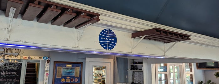 First Flight Island Restaurant & Brewery is one of Key West 🌴.