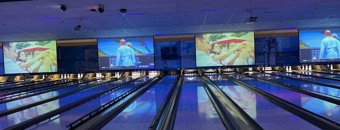 Aloma Bowl is one of Favorite Places (WP).