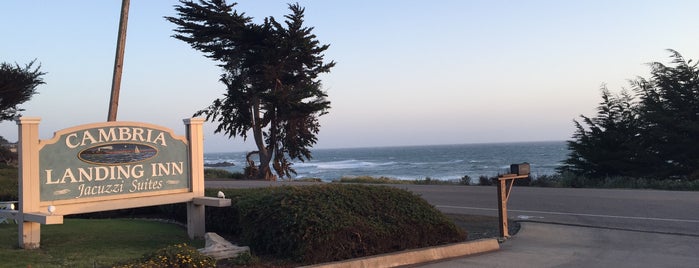 Cambria Landing Inn is one of Franさんのお気に入りスポット.