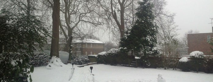 Princess Court is one of London.