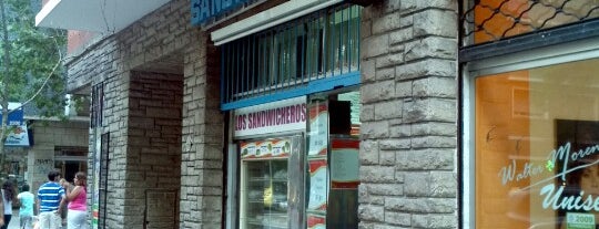 Los Sandwicheros is one of Lugares favoritos de Andrea.