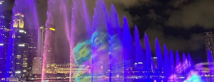 Spectra (Light & Water Show) is one of Singapore Favorites!.