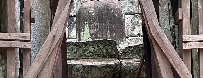 Koh Ker is one of Siem Reap.