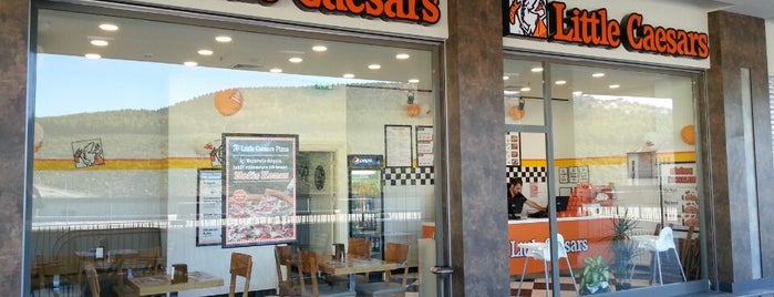 Little Caesars Pizza - Fuaye Avm is one of สถานที่ที่ Gulden ถูกใจ.