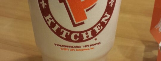 Popeyes Louisiana Kitchen is one of Tyeさんのお気に入りスポット.
