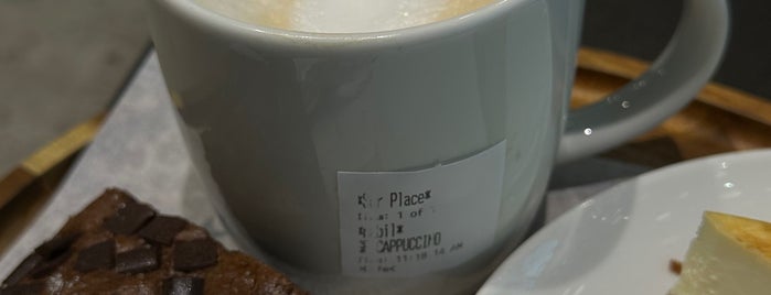 Starbucks is one of Lyon vacay.
