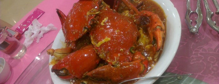 King Crab Restaurant is one of Jom breakfast, brunch, lunch, tea and dinner :).