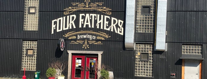 Four Fathers Brewing Co. is one of Lugares favoritos de Joe.