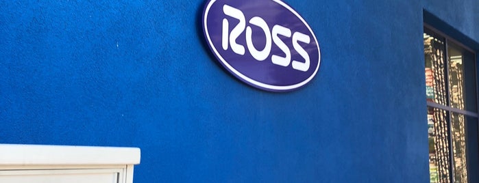 Ross Dress for Less is one of Stephanieさんのお気に入りスポット.