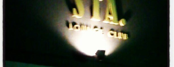 Club SANTA is one of Balada.